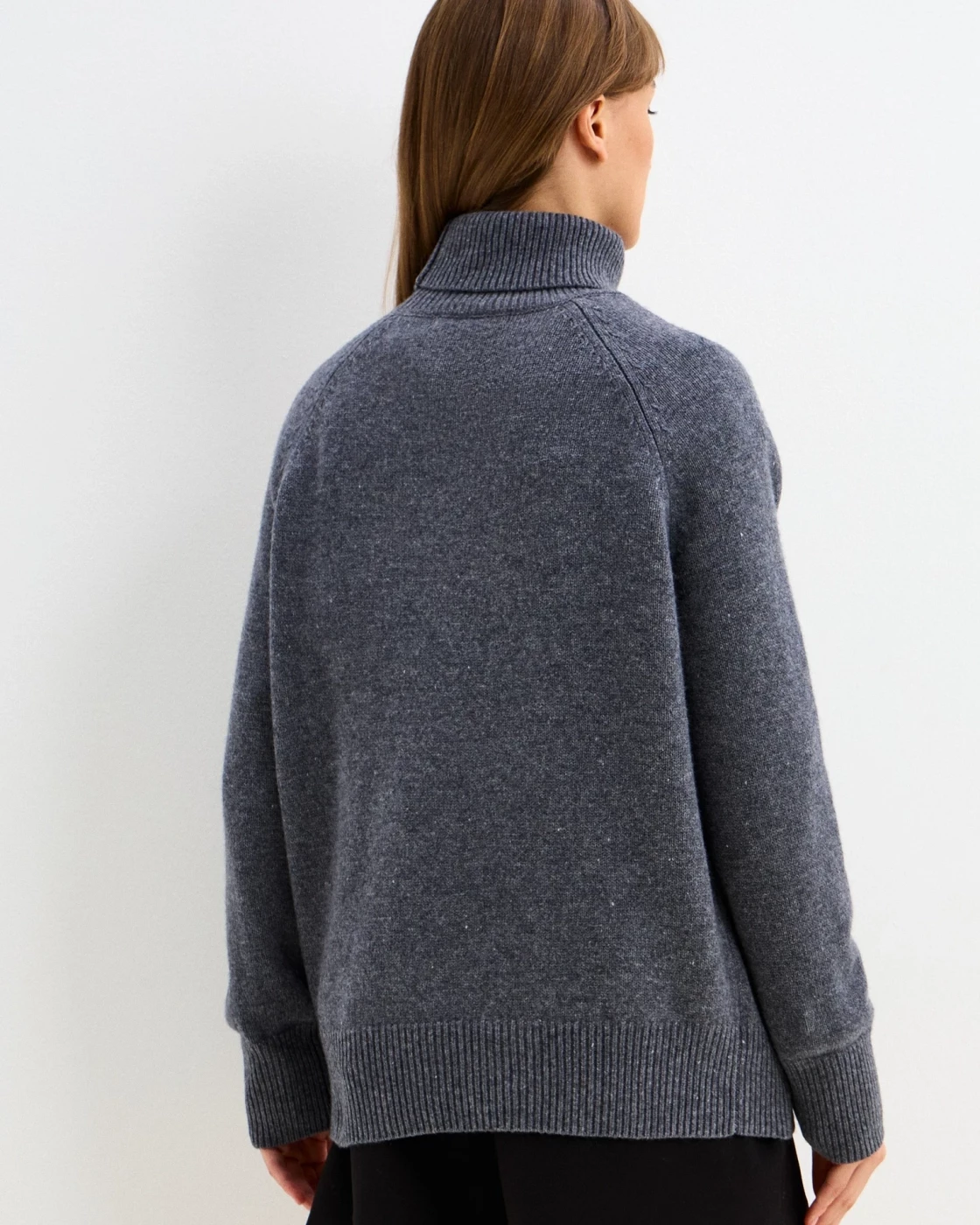Свитер AKLLA DEEP GREY BASE 