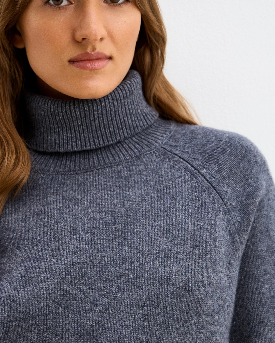 Свитер AKLLA DEEP GREY BASE 