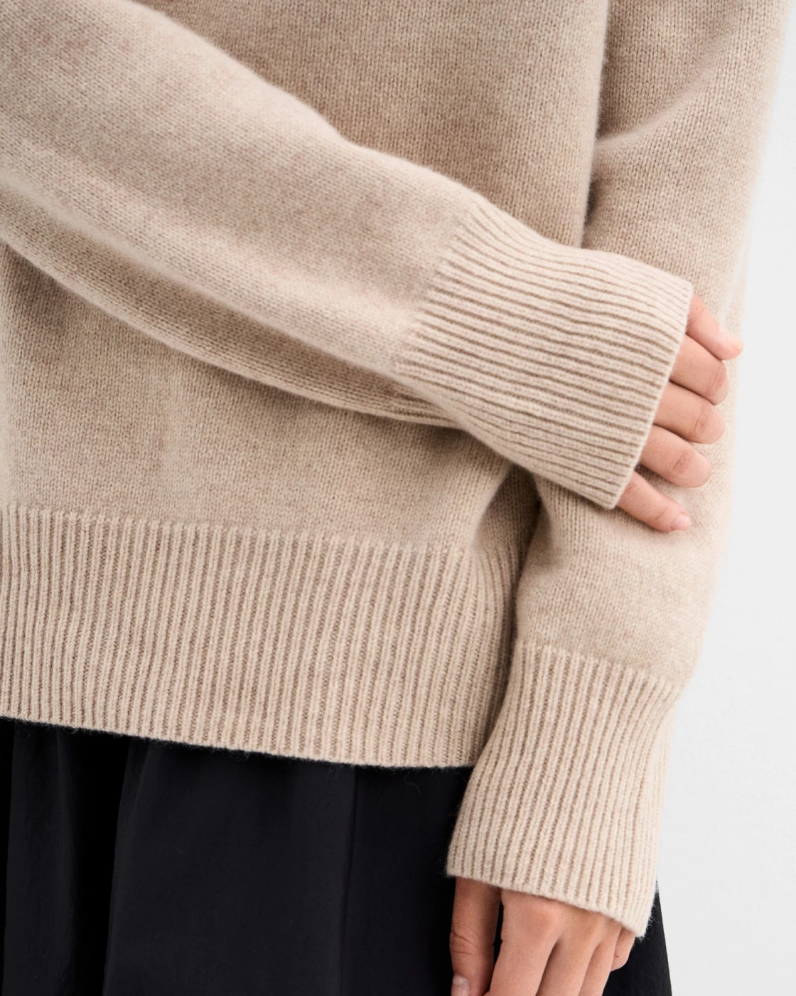 Джемпер ILLARI DESERT BEIGE BASE